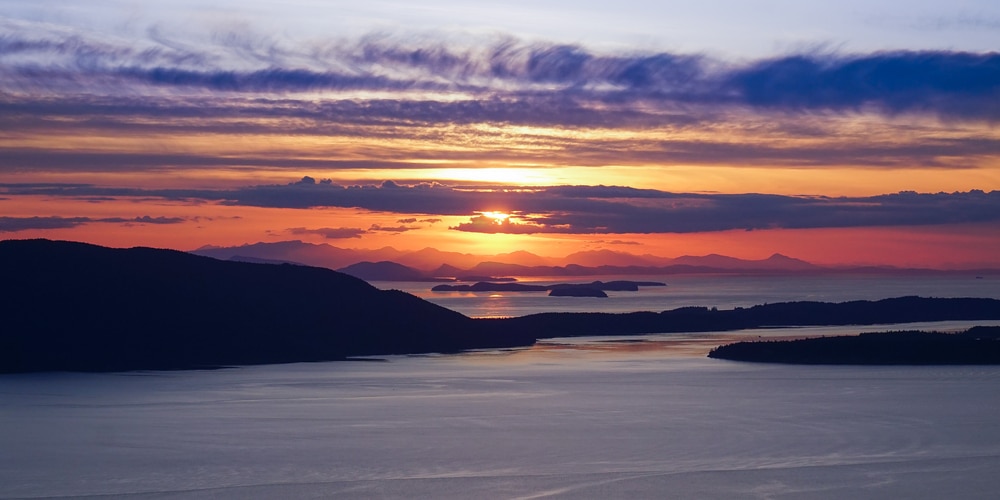 With sunsets like this, it's easy to see why summer is the best time to visit the san juan islands