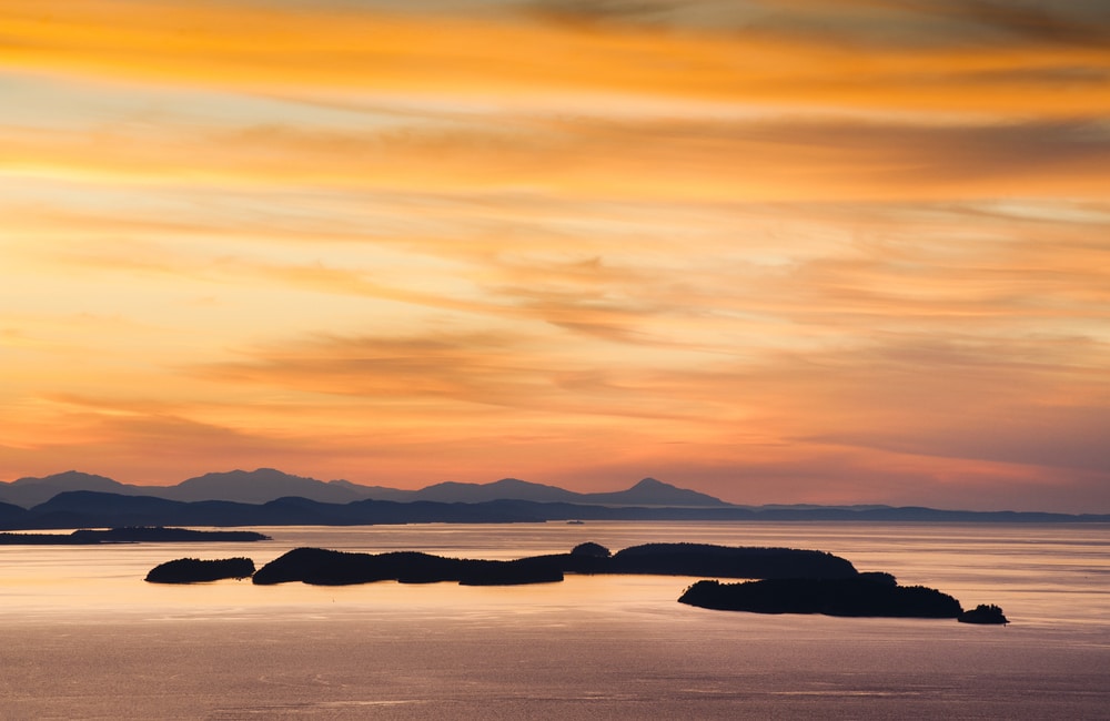 Sunsets, whale watching, and more - enjoy the best things to do in the San Juan Islands This Summer